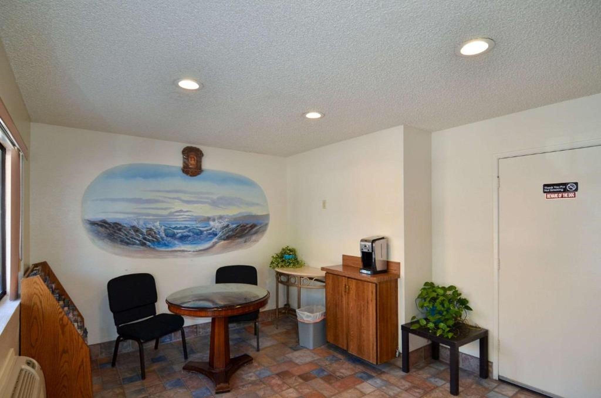 Beyond Stay Hotel Victorville Downtown Екстер'єр фото