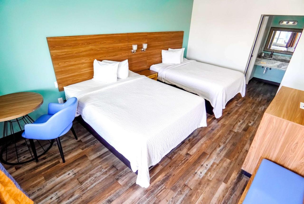 Beyond Stay Hotel Victorville Downtown Екстер'єр фото